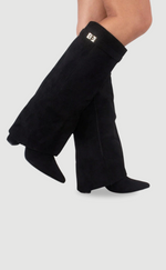 Sylvara – Elegante Stiefel aus schwarzem Wildleder mit goldenen Details