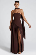 Nisha - Rochie maxi tip bustier cu slit înalt pe picior